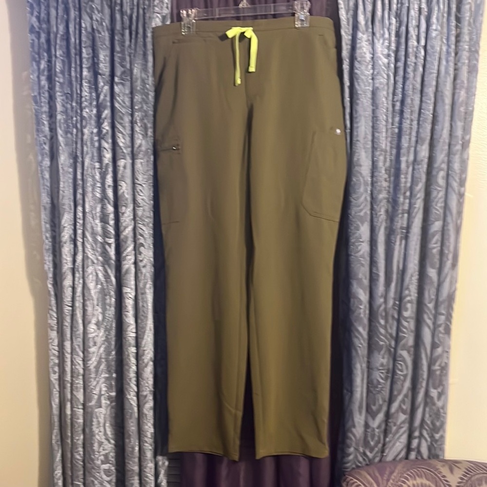 Scrub pants